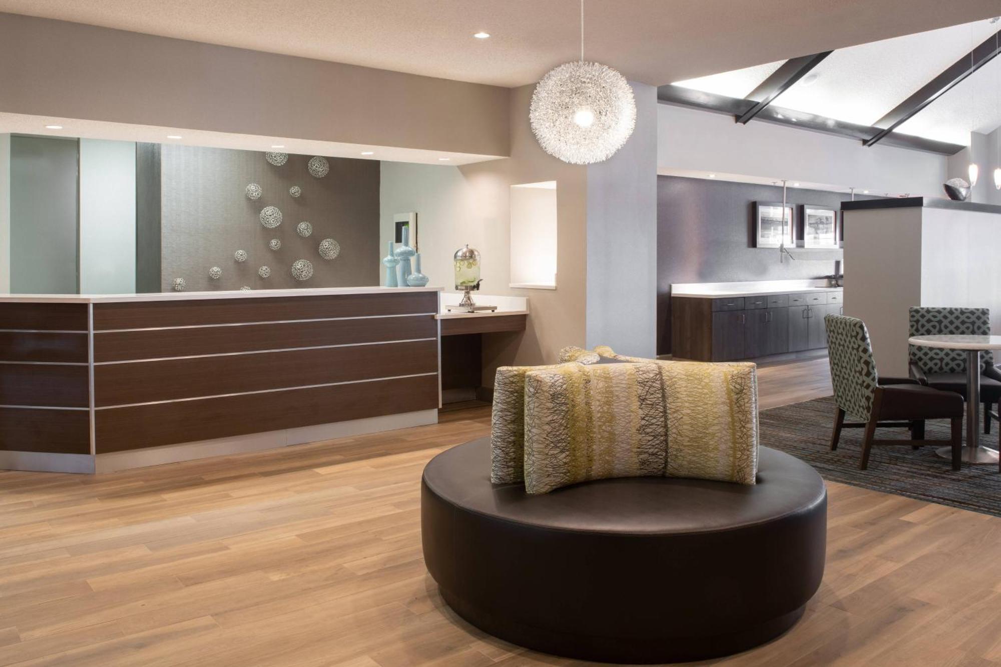 Residence Inn By Marriott Jacksonville Butler Boulevard Экстерьер фото